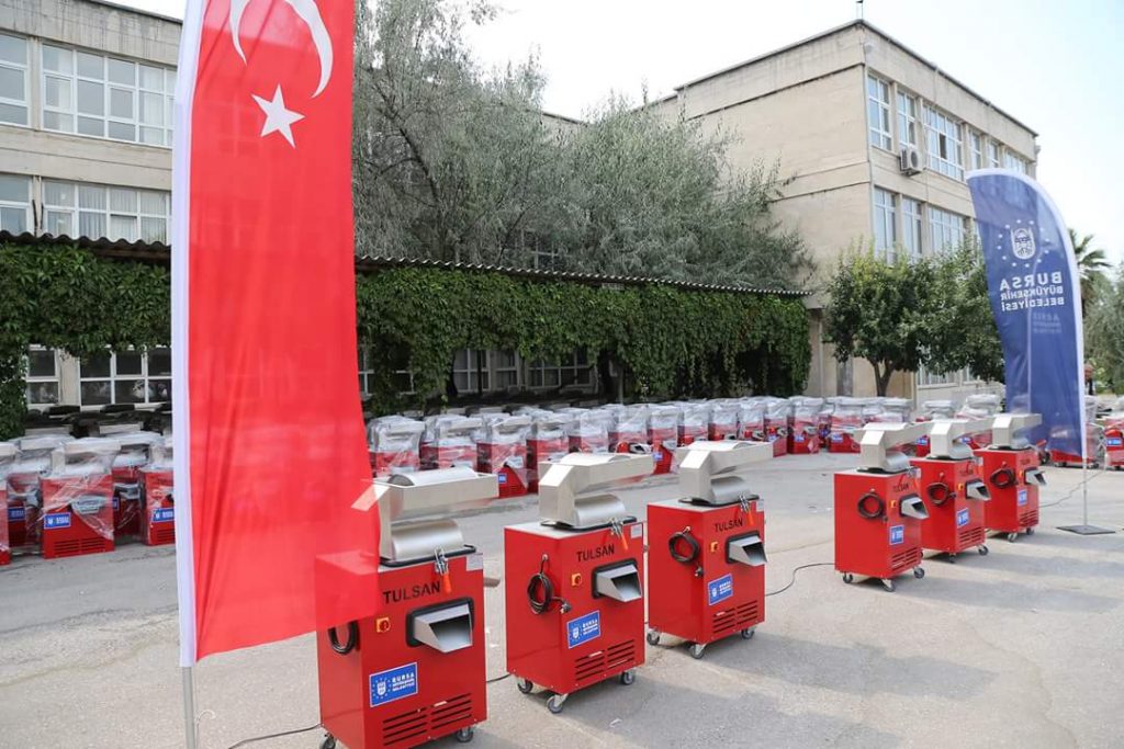 Salça makinesi mahallemize hayırlı olsun