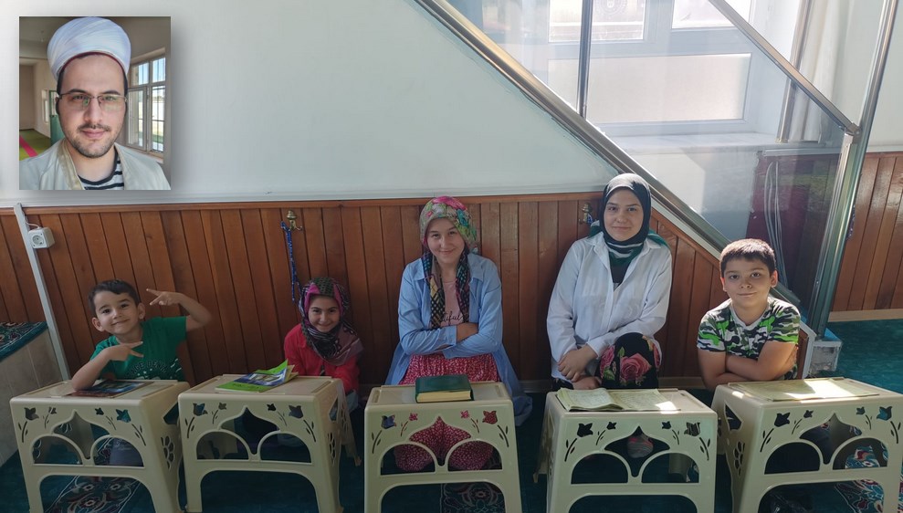 Yaz Kur’an Kursunu tamamlayan öğrencilerimizin mutluluğu